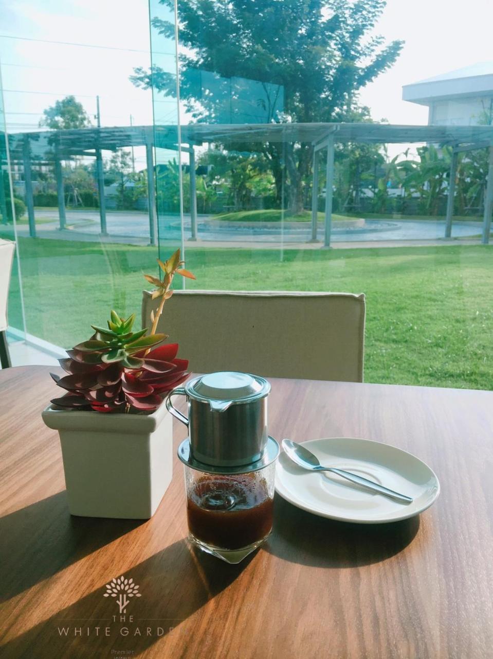 The White Garden Premier Saraburi Otel Ban Dao Ruang  Dış mekan fotoğraf