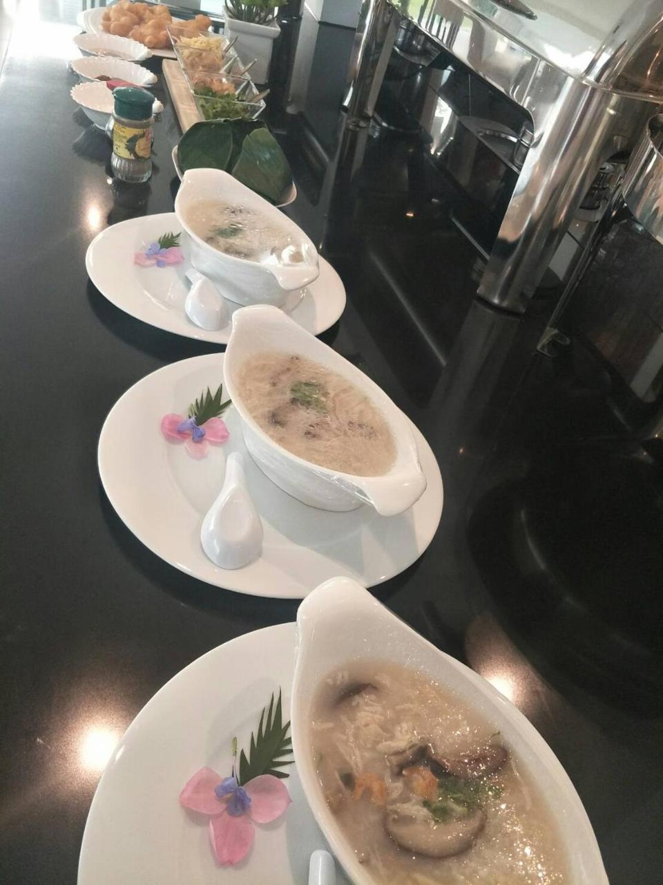 The White Garden Premier Saraburi Otel Ban Dao Ruang  Dış mekan fotoğraf