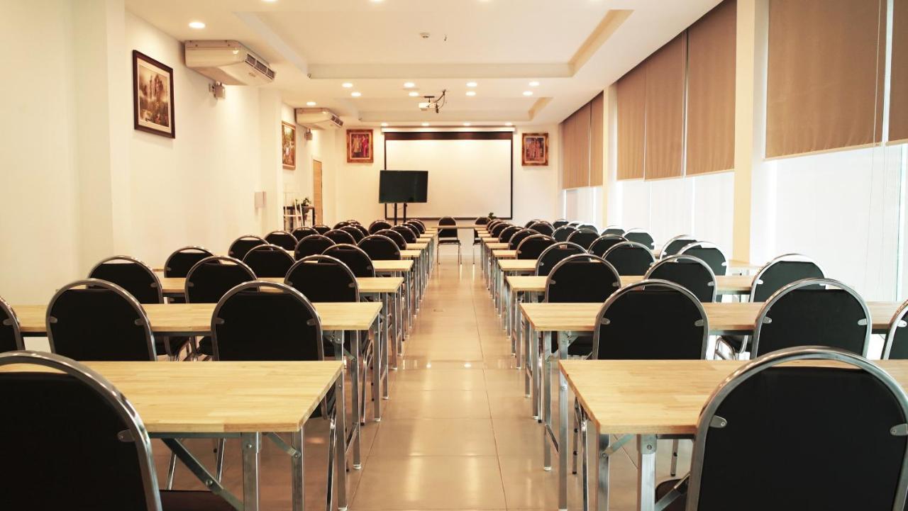 The White Garden Premier Saraburi Otel Ban Dao Ruang  Dış mekan fotoğraf